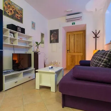 Nila's Place - One Bedroom דירה *